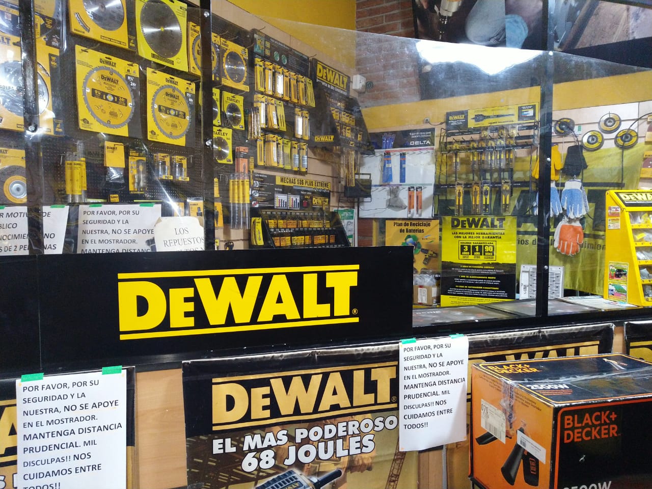 DEWALTCENTER